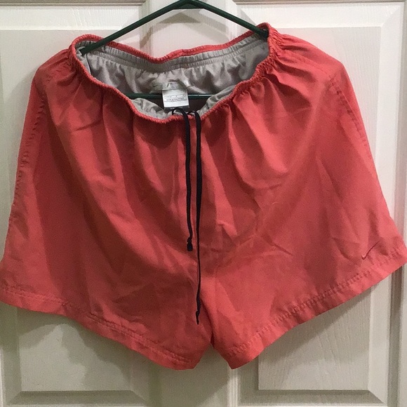 Nike Pants - Nike women shorts with check logo.